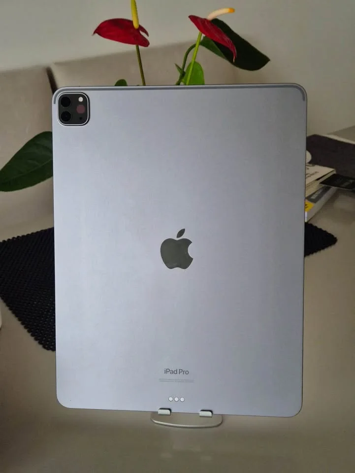 Ipad Pro 12.9” 2025 Wifi+5G com Garantia Apple — foto 3