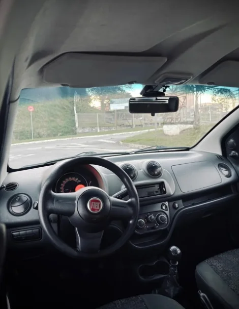 Fiat Uno Vivace Celeb. 1.0 EVO F.flex 8V 5P 2013 — foto 3