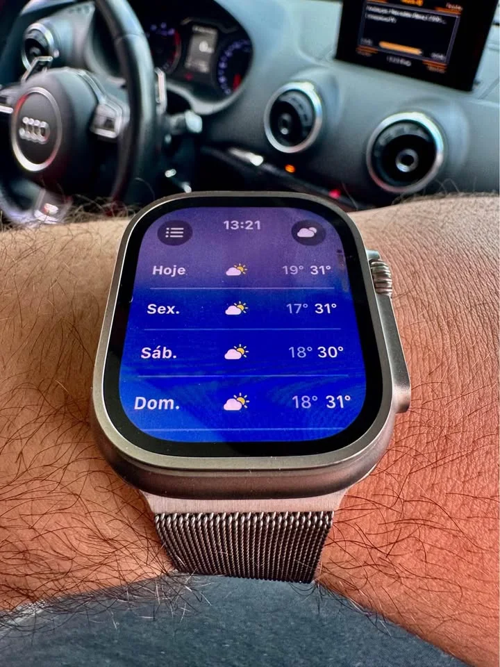 Apple Watch Ultra 2 Titanium 49mm — foto 1