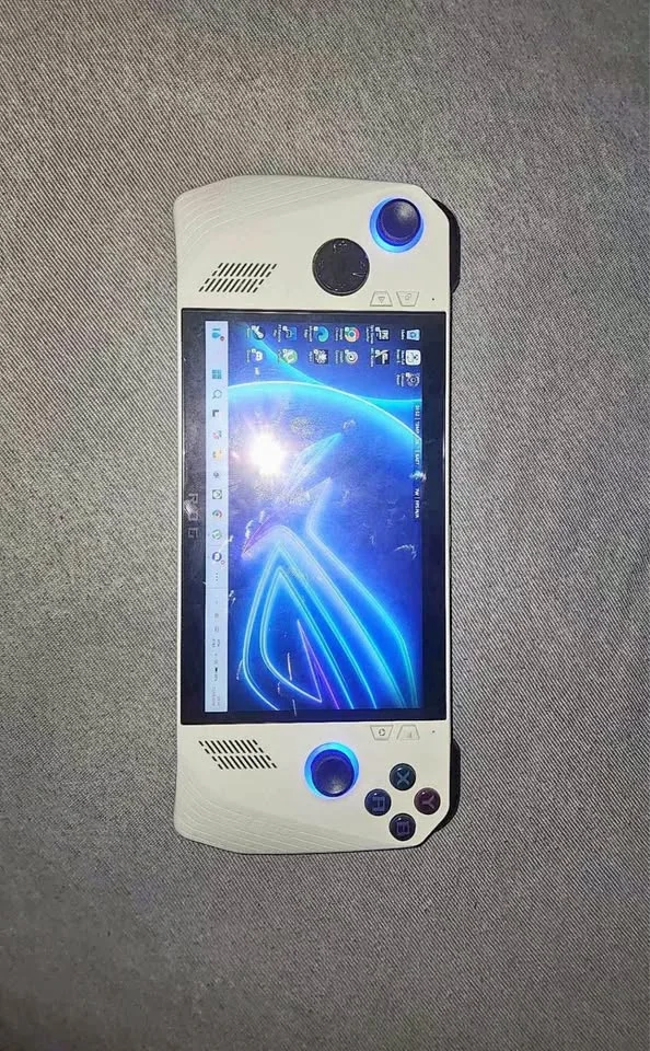 Console Asus ROG Ally Z1