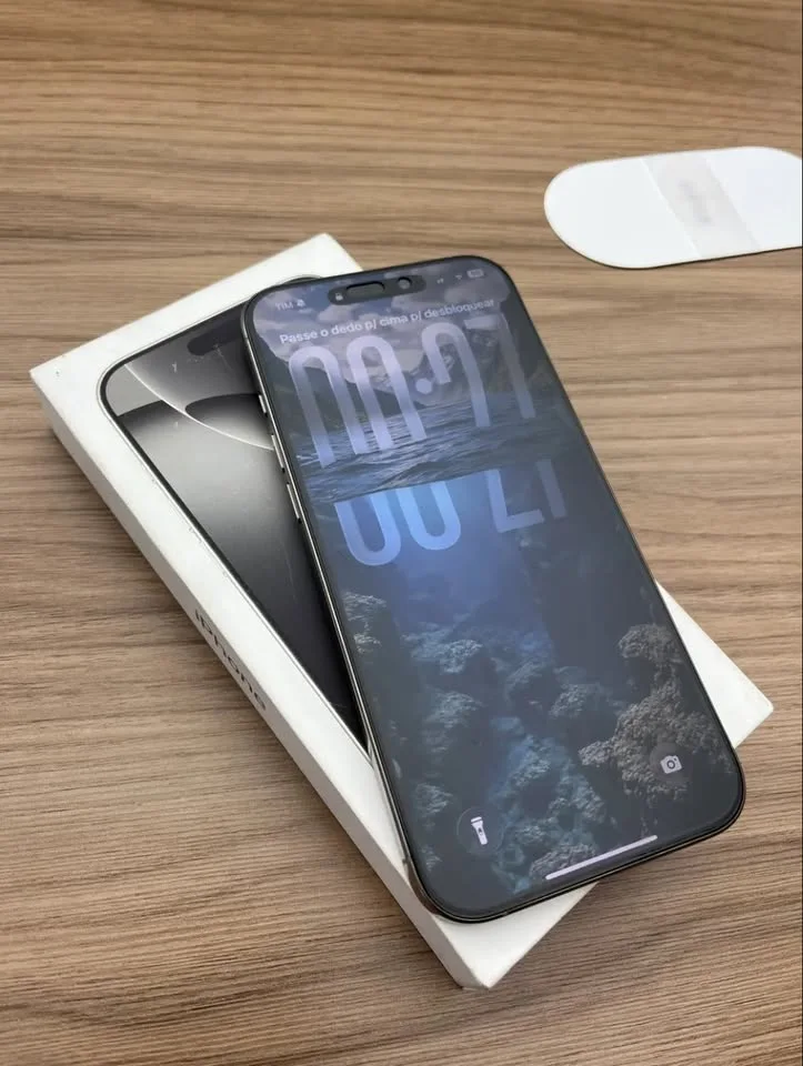 iPhone 16 PRO MAX TITANIUM NATURAL — foto 1
